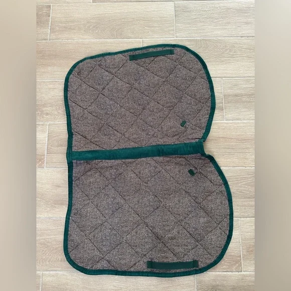 Sixteen cypress brown and green all purpose pad, horse,
Equestrian - Picture 1 of 3